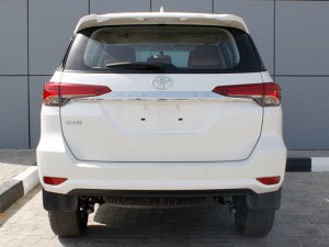 FORTUNER - PETROL - REAR